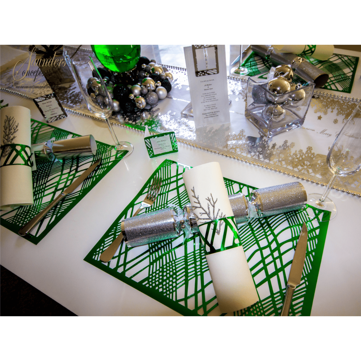 Christmas Table Setting Pack — Reindeer Weave Design with - Runner - Place MattersChristmas Table Setting Pack