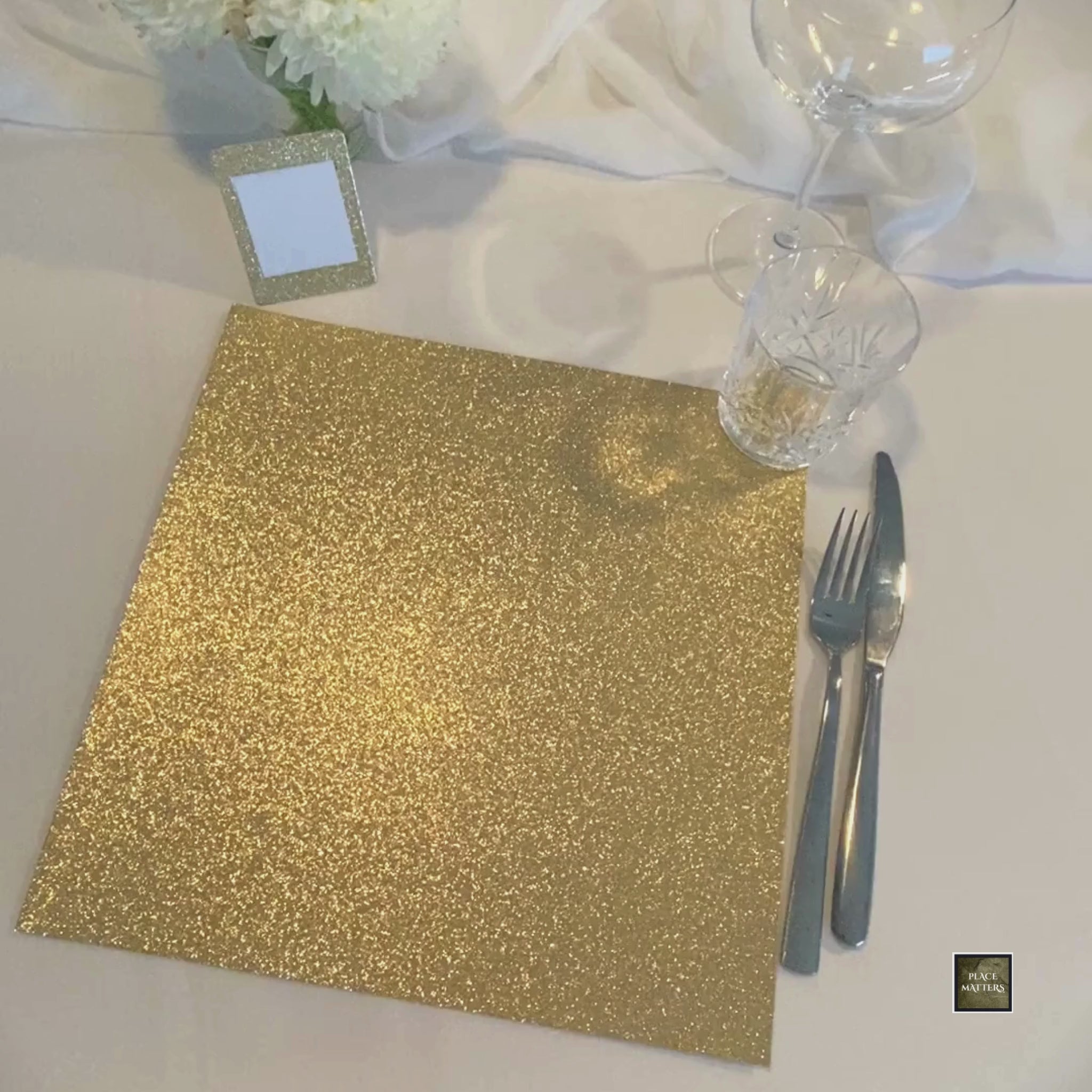 gold_square_placemats_glitter_design_-placematters